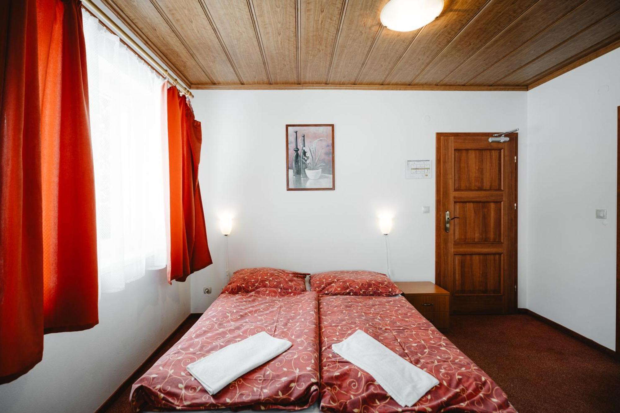Chata Kubínska hoľa Dolny Kubin Exterior foto